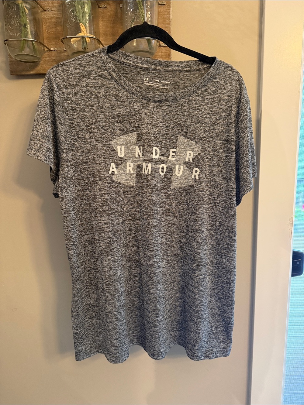 Under Armour Men's Heather Gray Short Sleeve Logo Tee